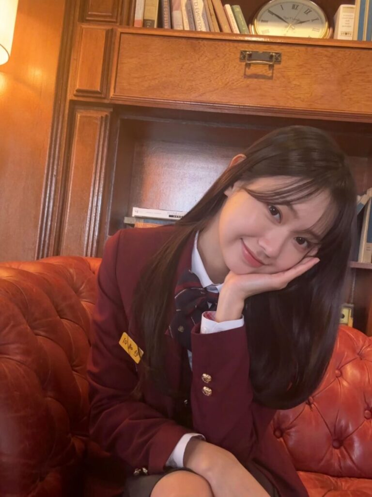 Park Seo Yoon Full Biography