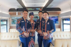 Rincian Gaji Pramugari KAI Terbaru dan Tunjangan Lengkapnya
